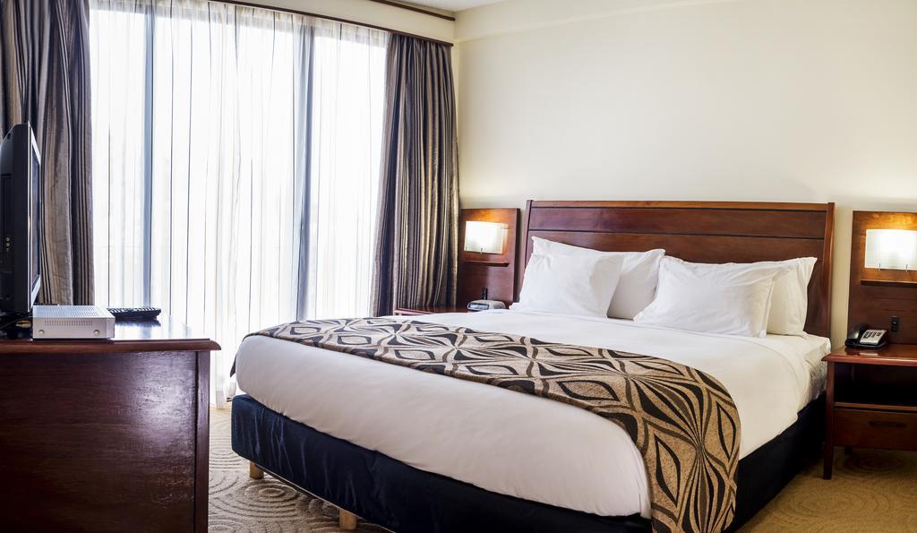 Crown Hotel Порт-Морсбі Номер фото